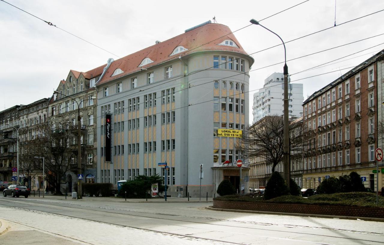 Max Berg Hostel Breslavia Exterior foto